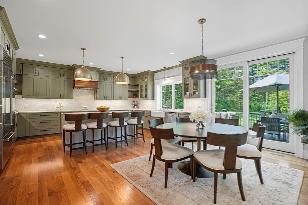 Casa em Hopkinton — foto 9