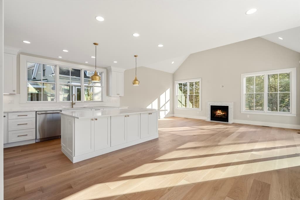 Casa em Framingham — foto 4