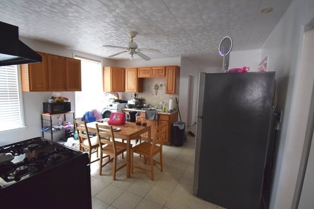 Multi-família em Worcester — foto 3