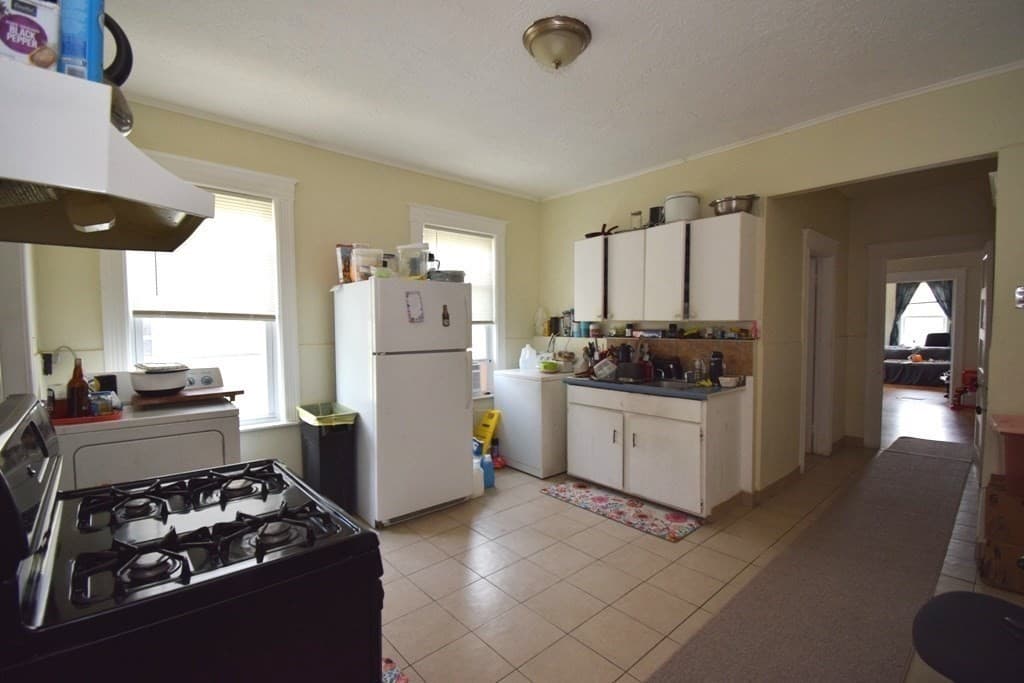 Multi-família em Worcester — foto 5