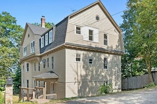 Multi-família em Worcester