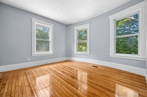 Multi-família em Worcester — foto 9