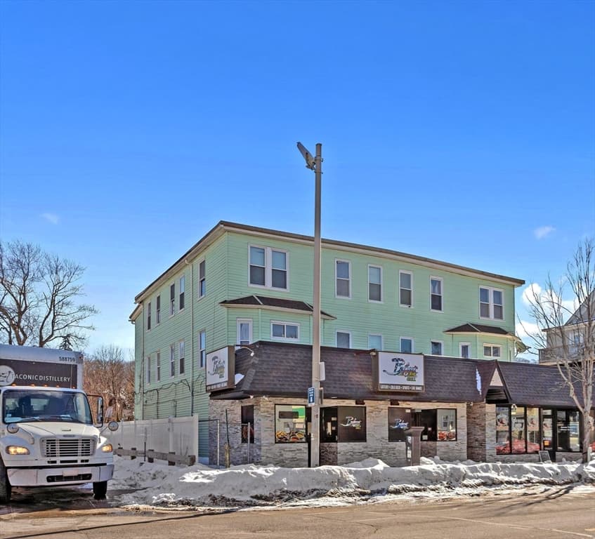Multi-família em Worcester — foto 2
