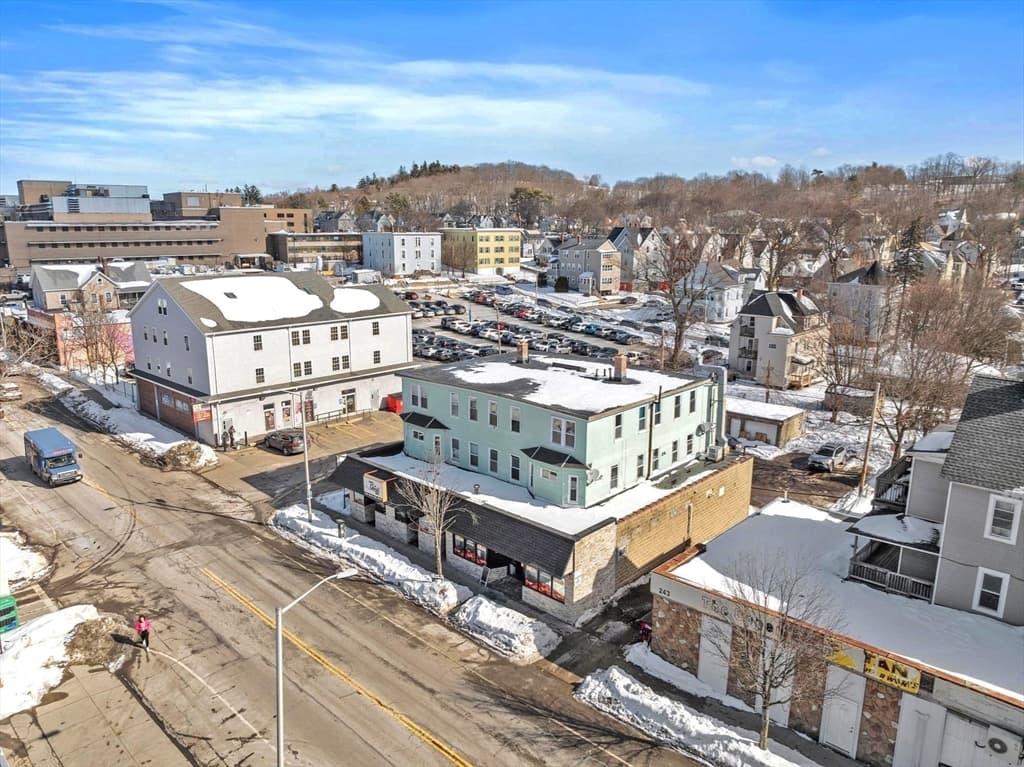 Multi-família em Worcester — foto 3