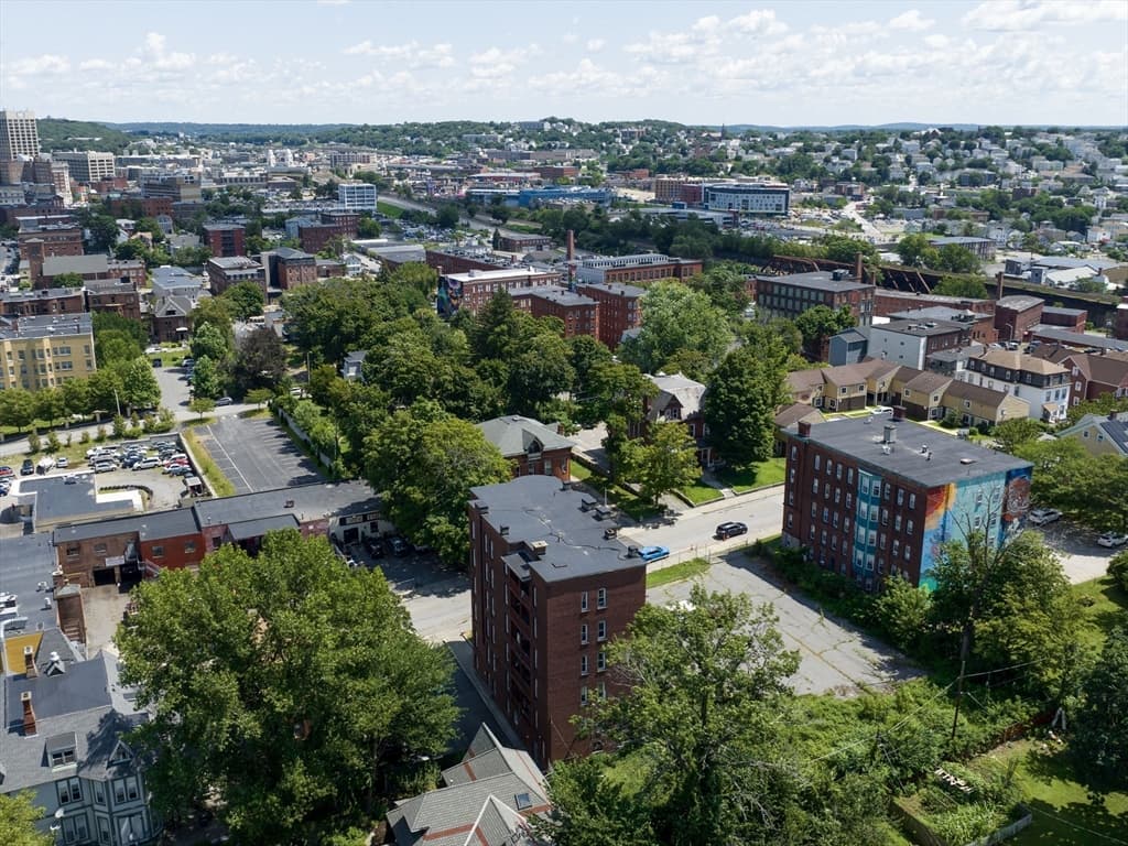 Multi-família em Worcester — foto 4