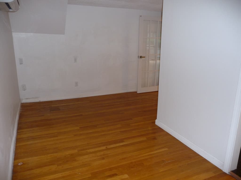 Casa em Natick — foto 8