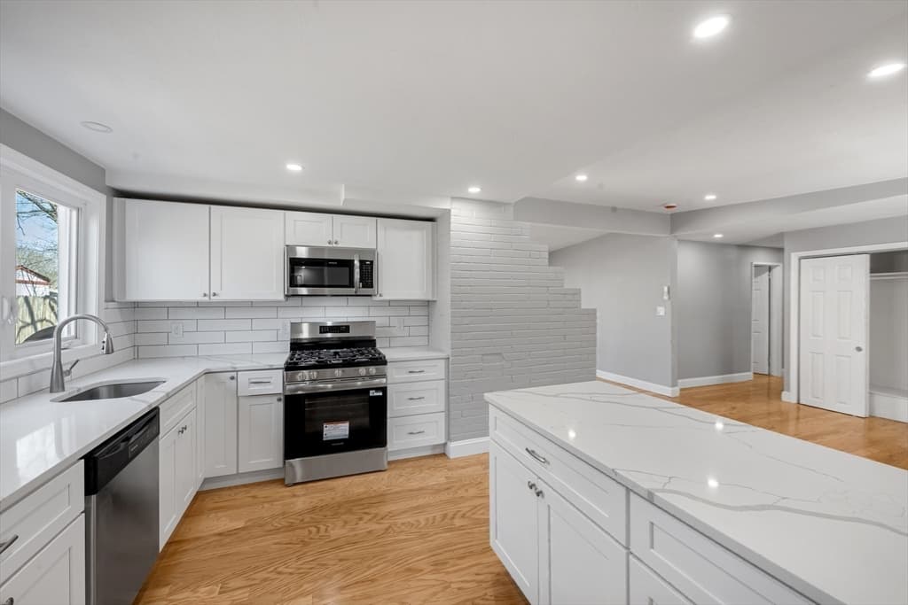 Casa em Framingham — foto 3