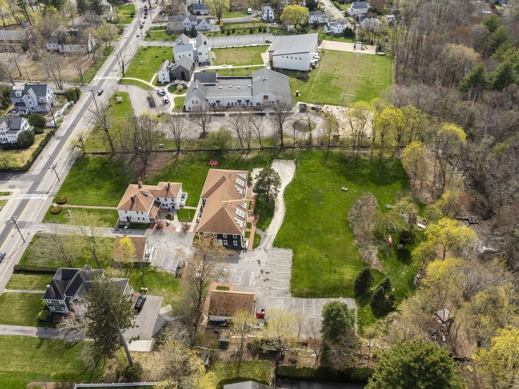 Casa em Natick — foto 3
