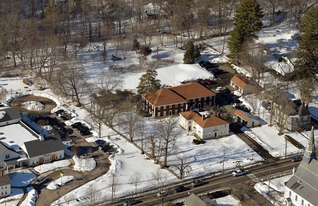 Casa em Natick — foto 8