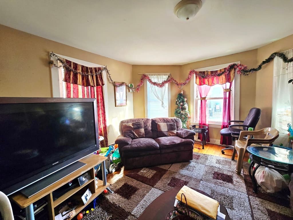 Multi-família em Worcester — foto 4