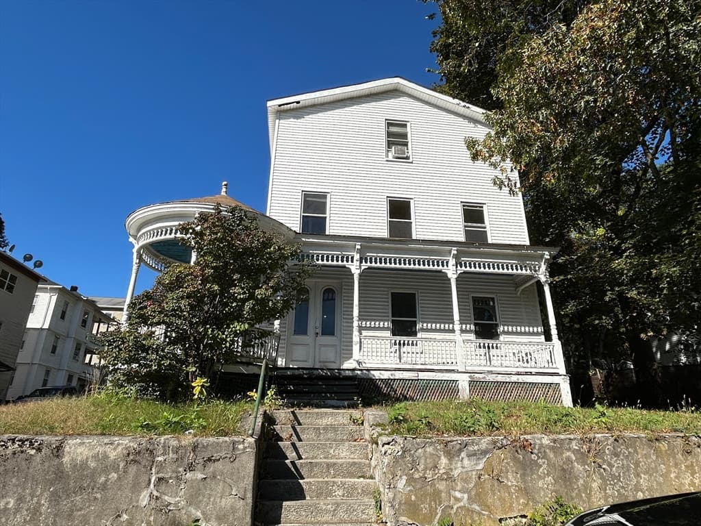 Multi-família em Worcester