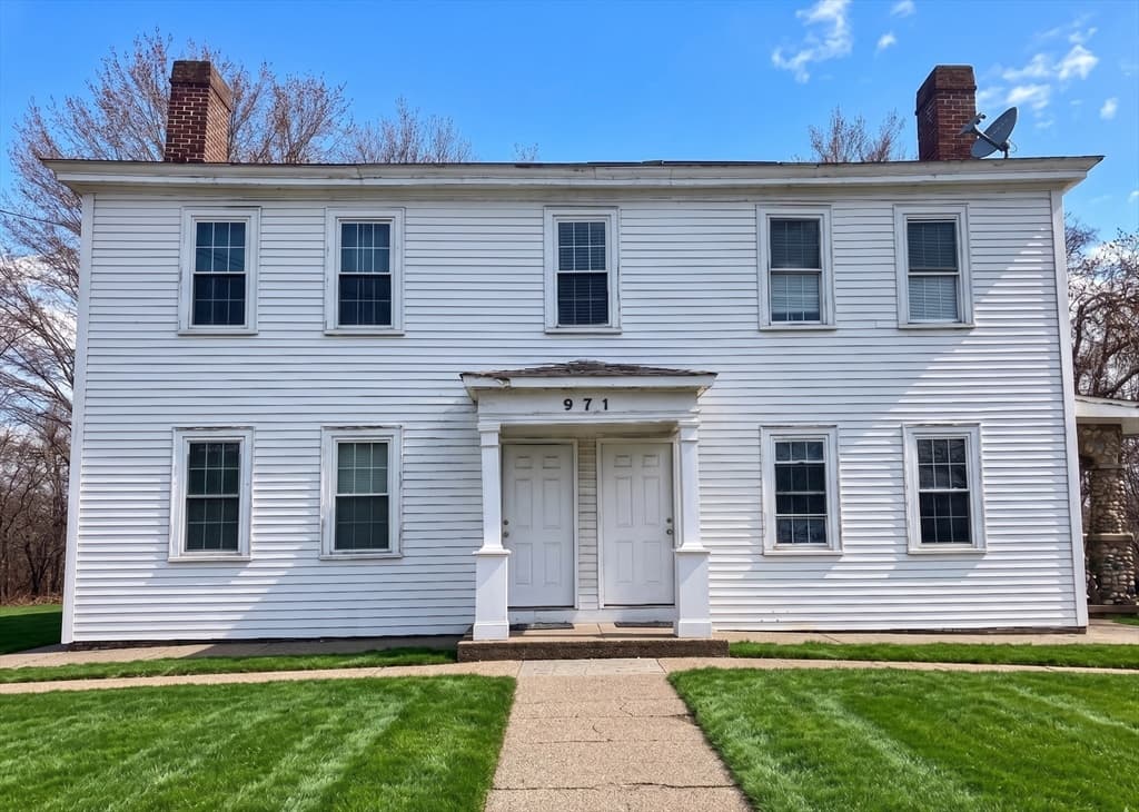 Multi-família em Framingham