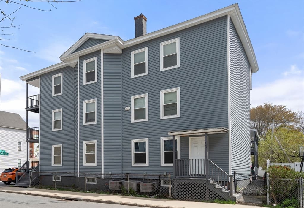 Multi-família em Worcester