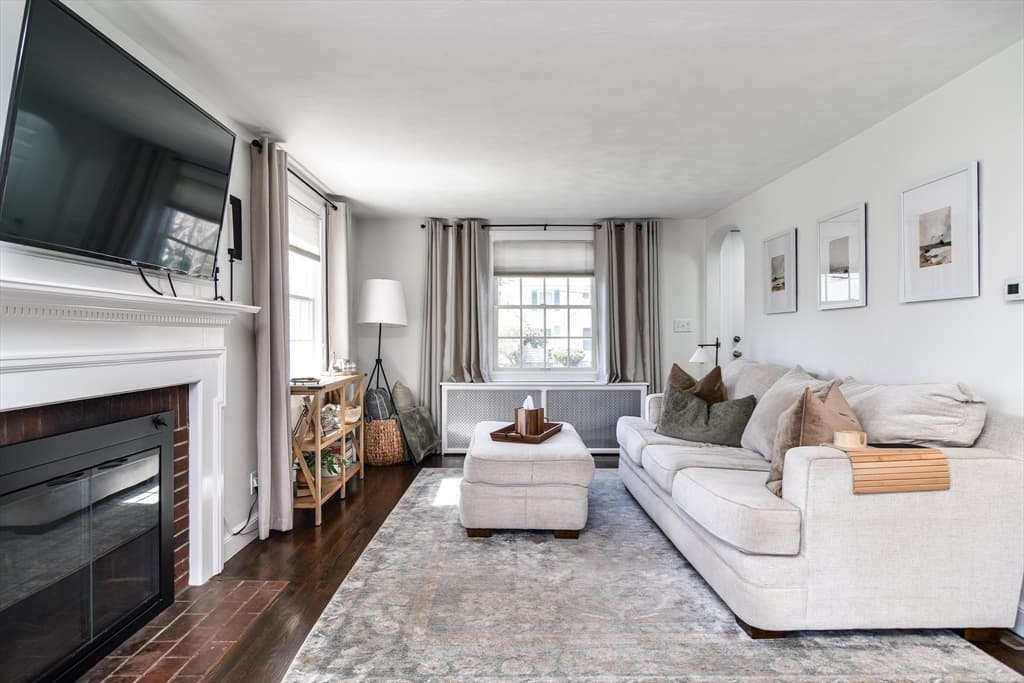 Casa em Framingham — foto 4