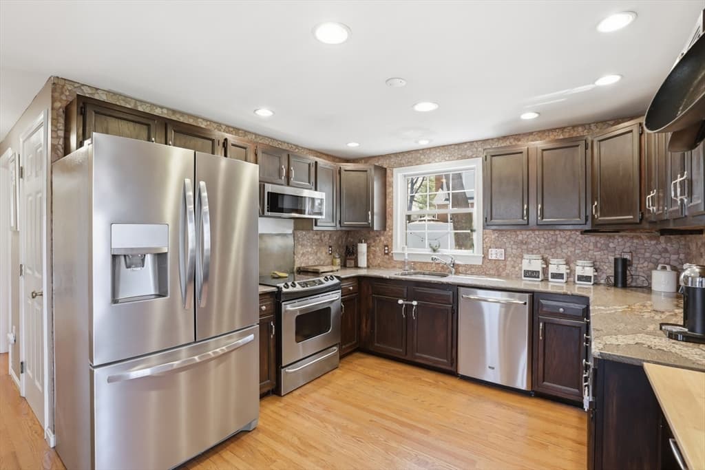 Casa em Framingham — foto 5