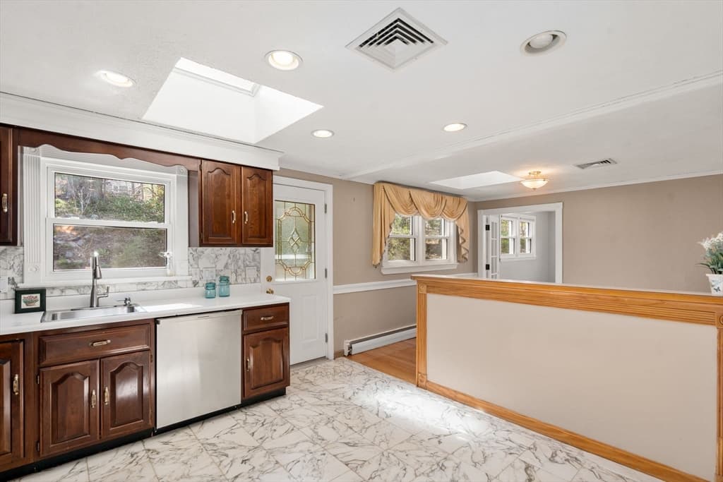 Casa em Framingham — foto 6