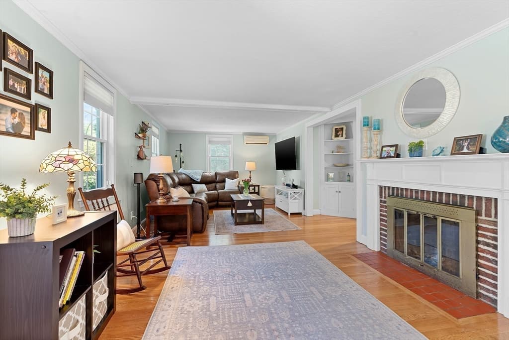 Casa em Natick — foto 8