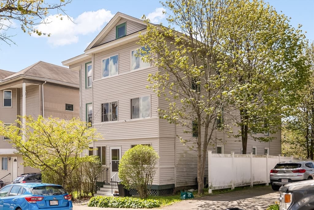 Multi-família em Worcester