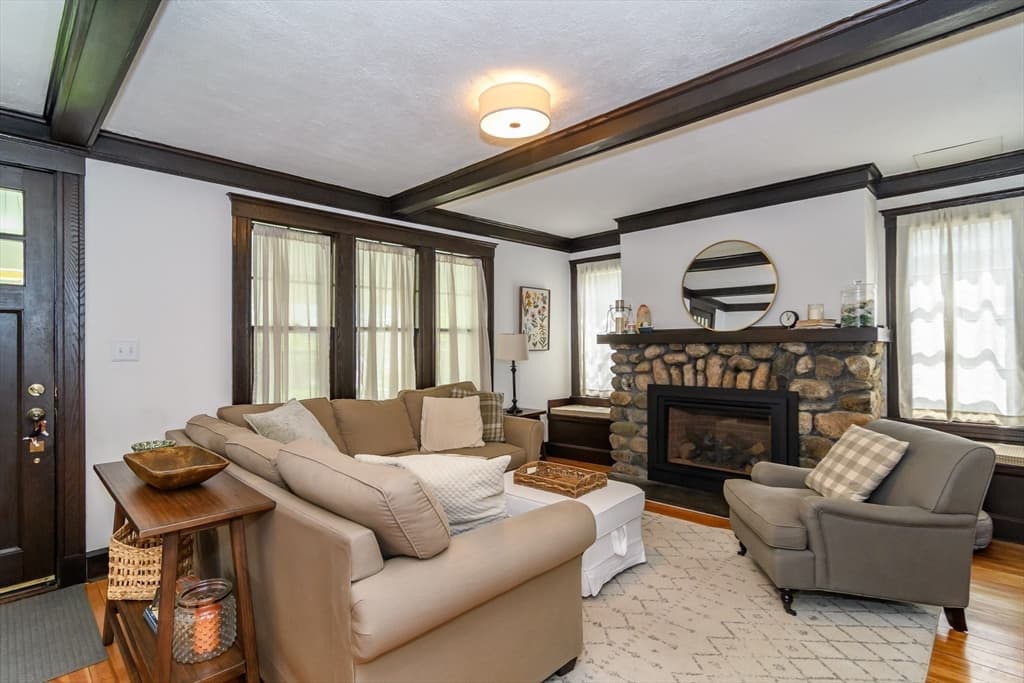 Casa em Natick — foto 6