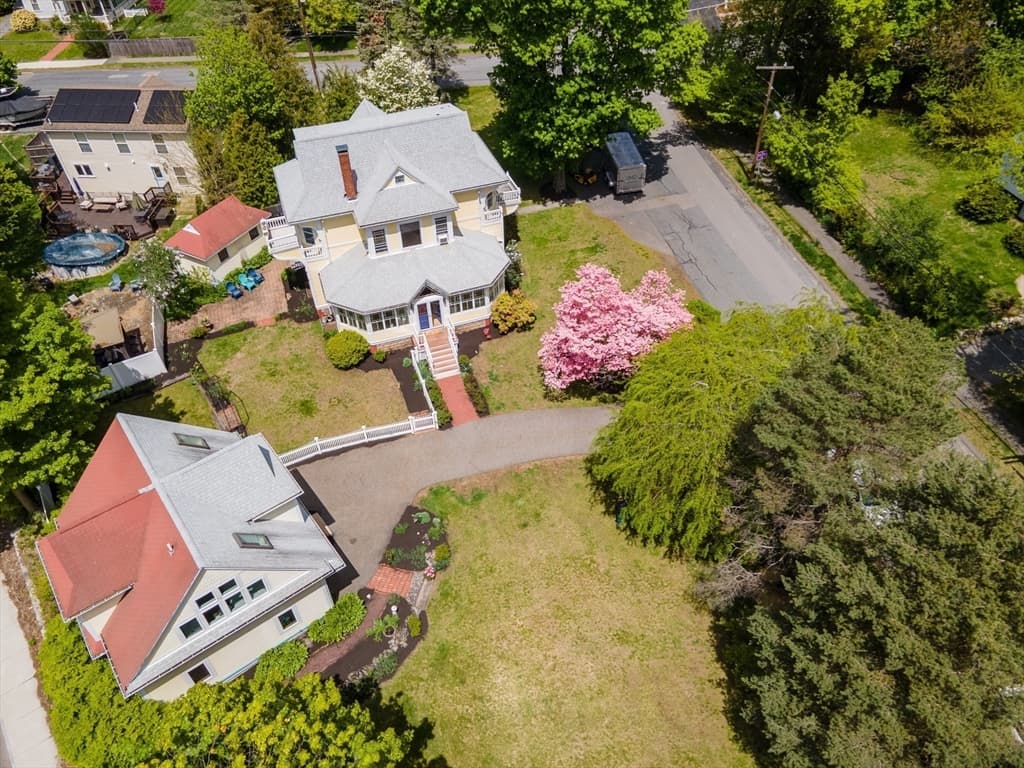 Casa em Natick — foto 3