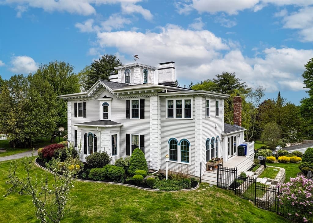 Casa em Hopkinton — foto 2