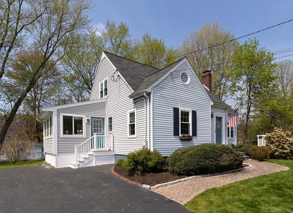Casa em Hopkinton — foto 2