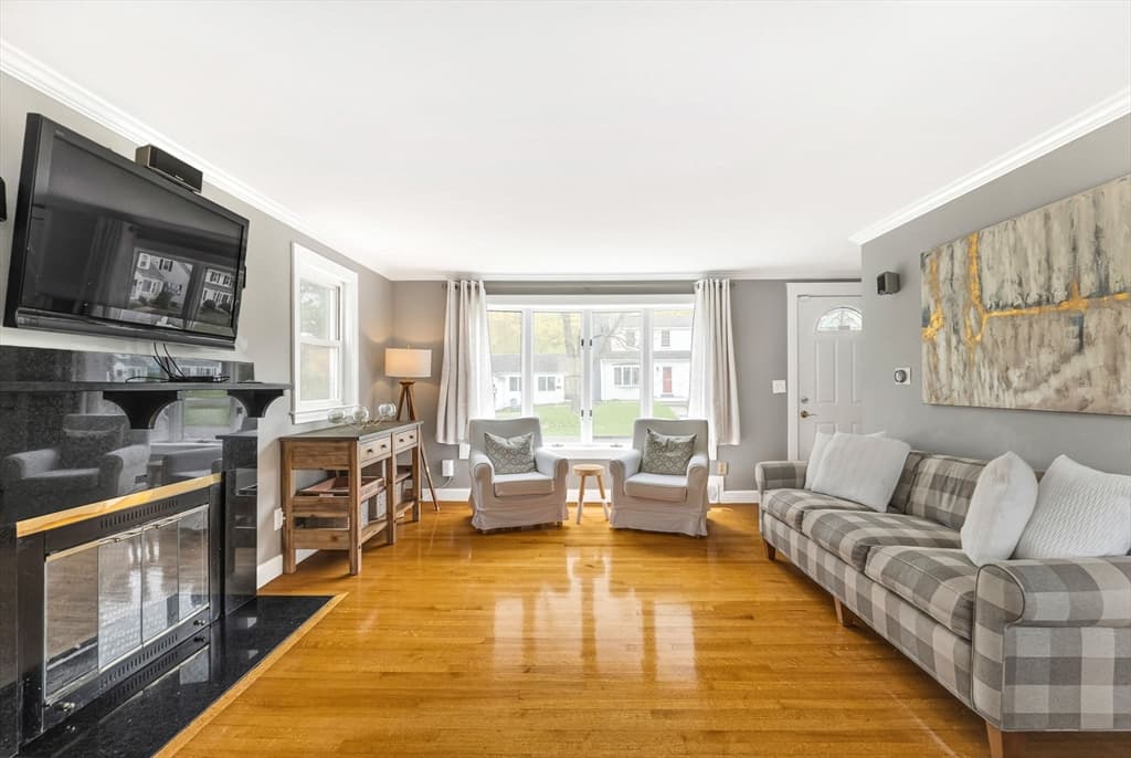 Casa em Framingham — foto 5