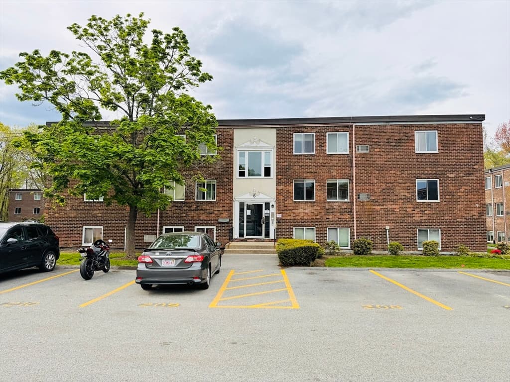 Condomínio em Framingham