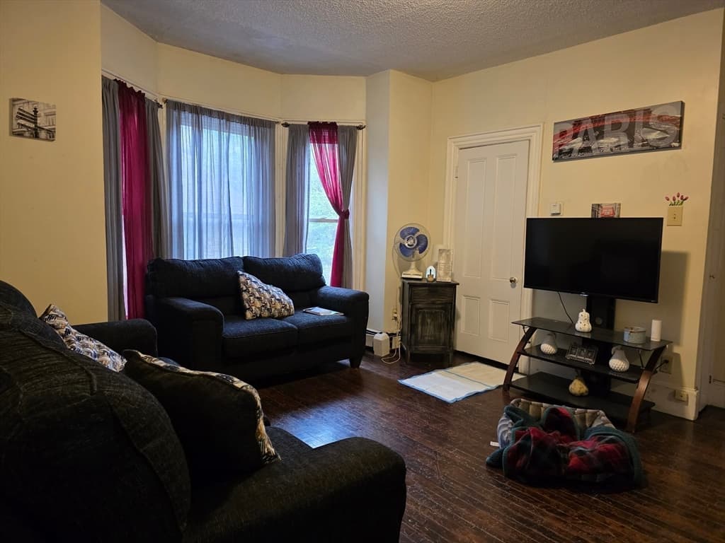 Multi-família em Worcester — foto 9