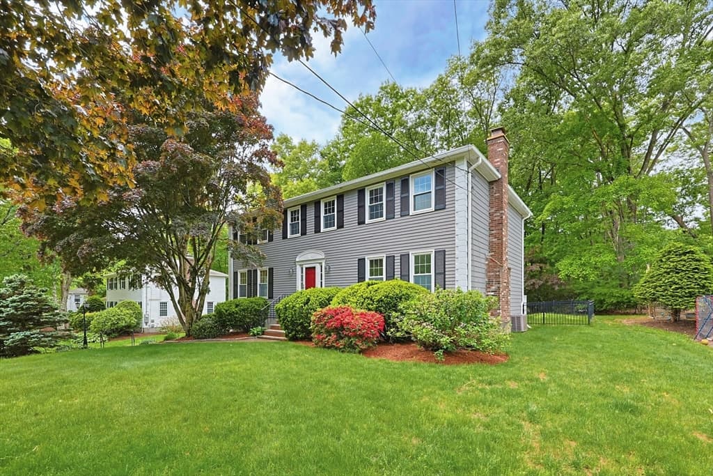Casa em Framingham — foto 2
