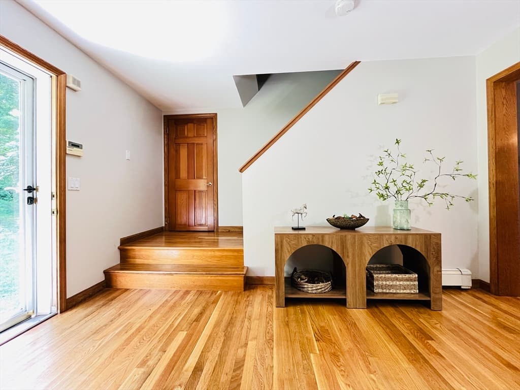Casa em Hopkinton — foto 8