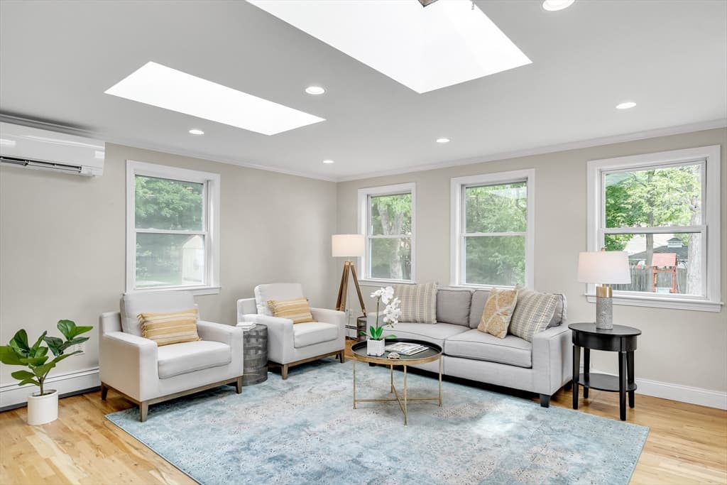 Casa em Natick — foto 3