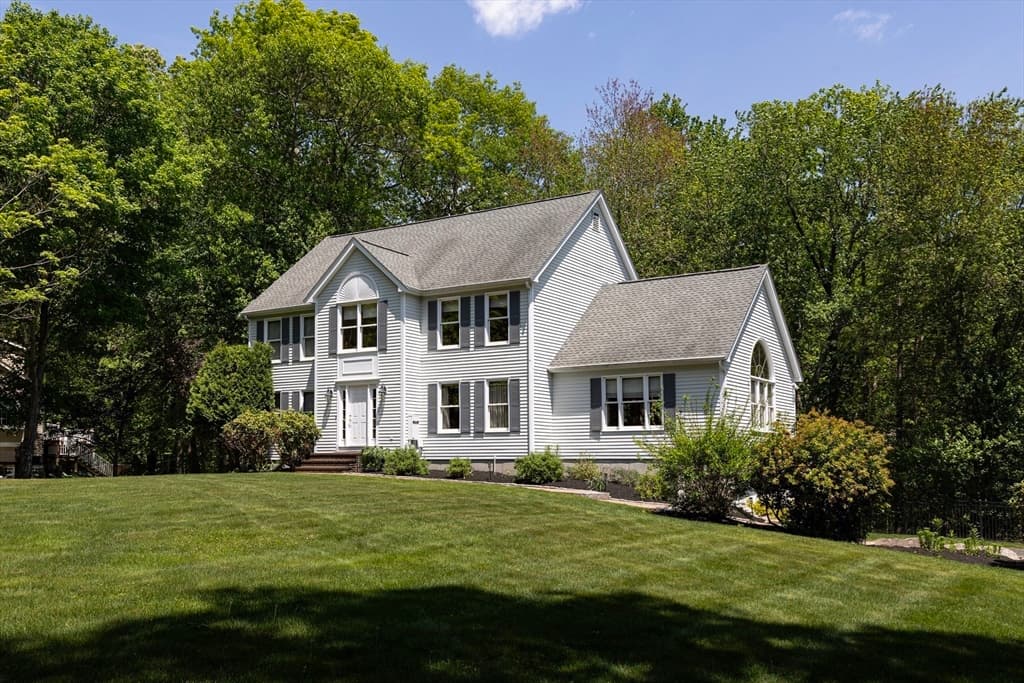 Casa em Hopkinton — foto 4