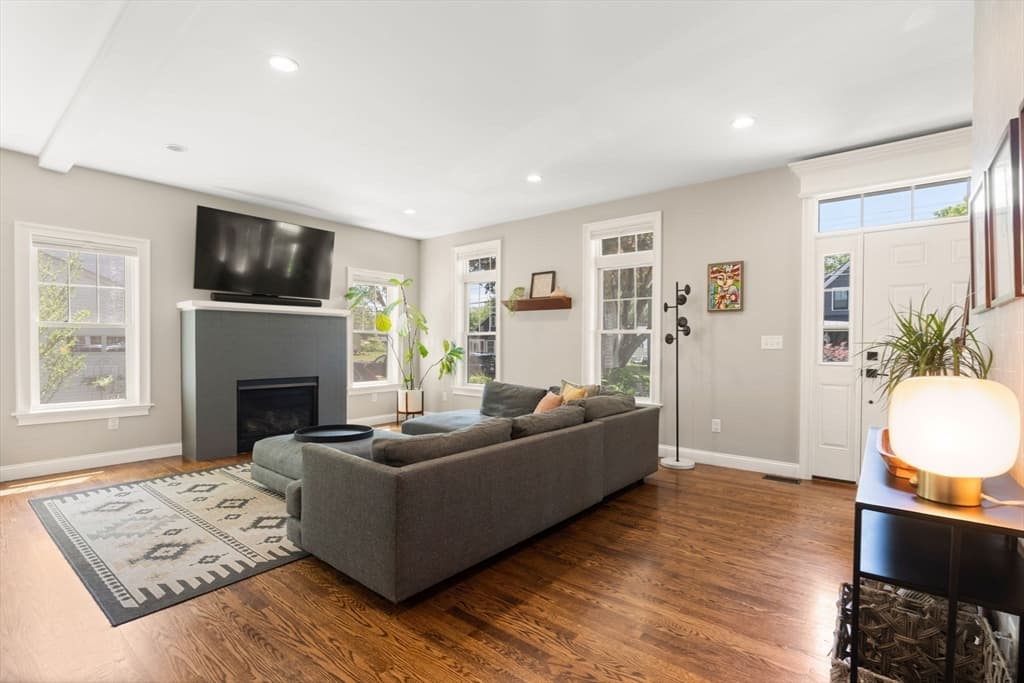 Casa em Natick — foto 9