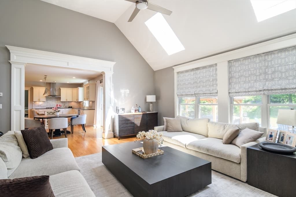 Casa em Natick — foto 9
