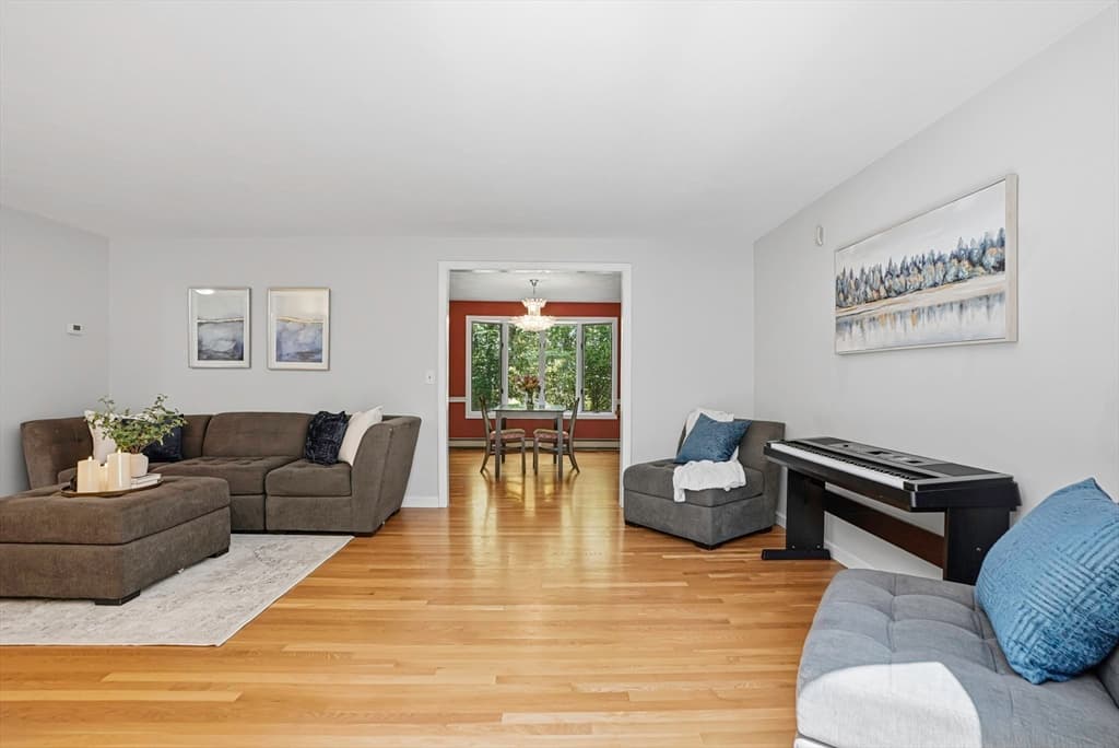 Casa em Hopkinton — foto 3