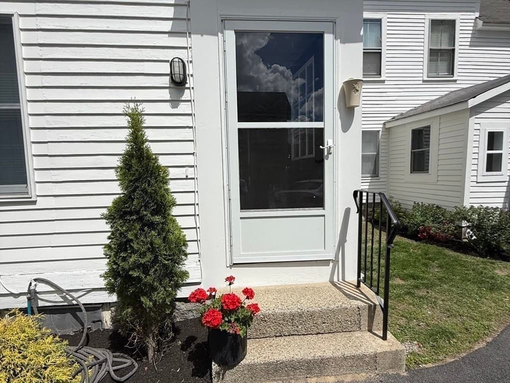 Multi-família em Hopkinton — foto 7