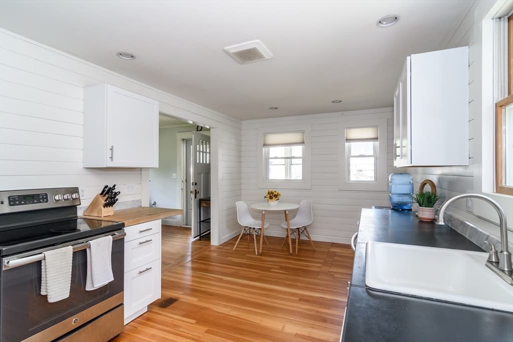 Casa em Natick — foto 4