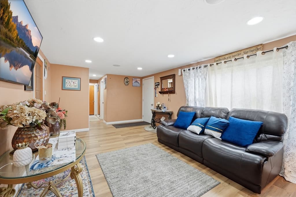 Multi-família em Worcester — foto 5