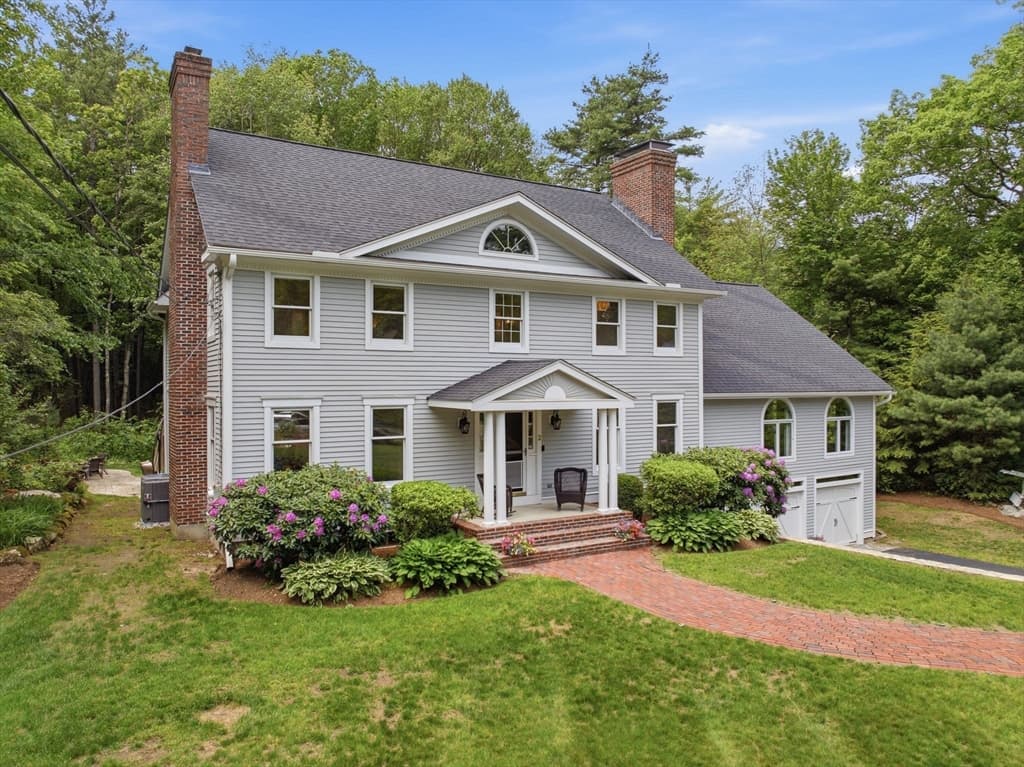 Casa em Hopkinton — foto 2