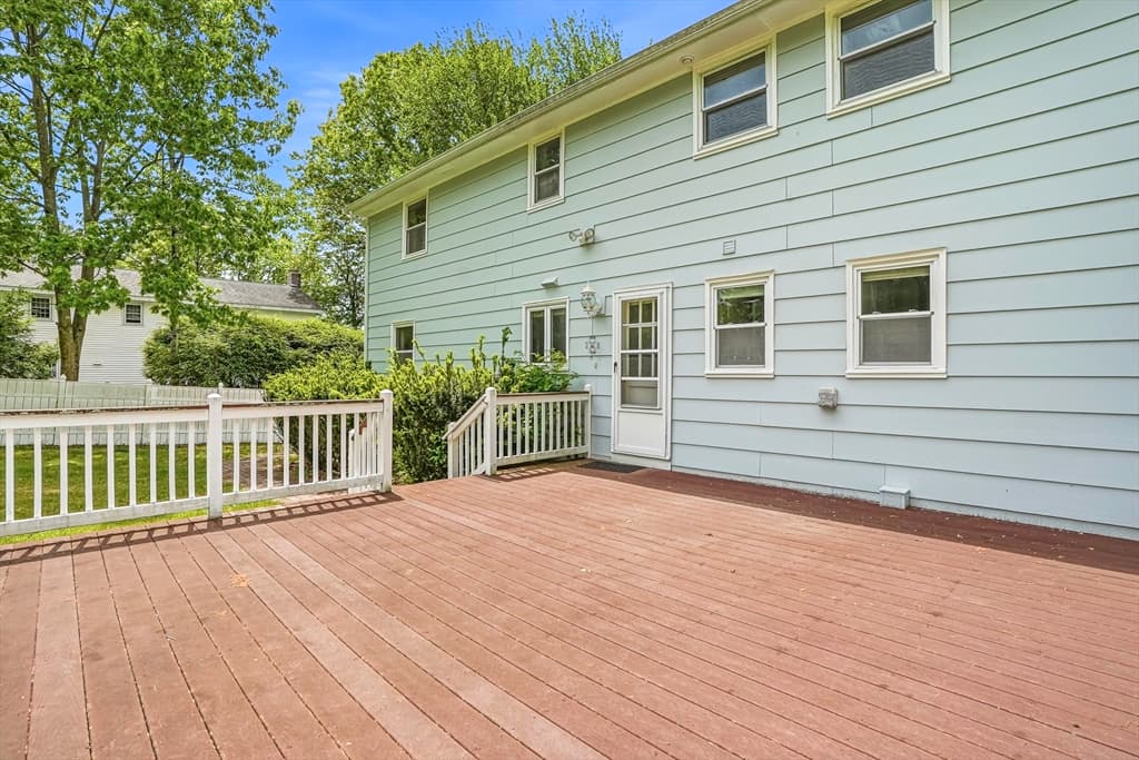 Casa em Framingham — foto 6