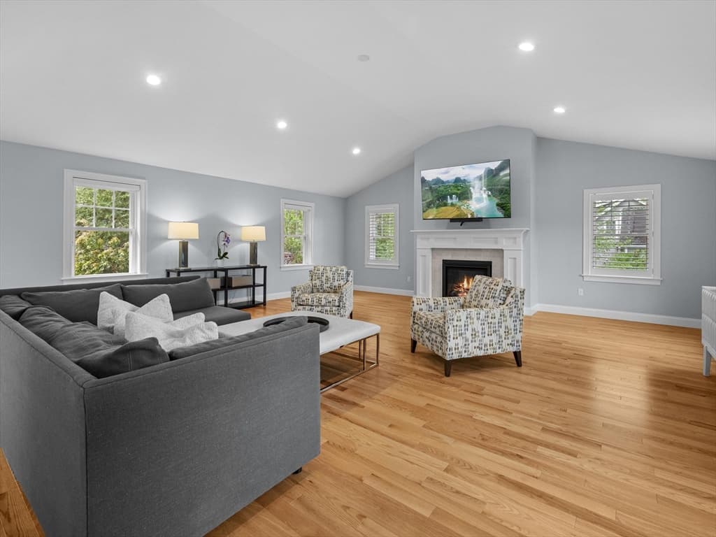 Casa em Hopkinton — foto 6