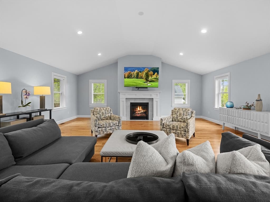 Casa em Hopkinton — foto 7