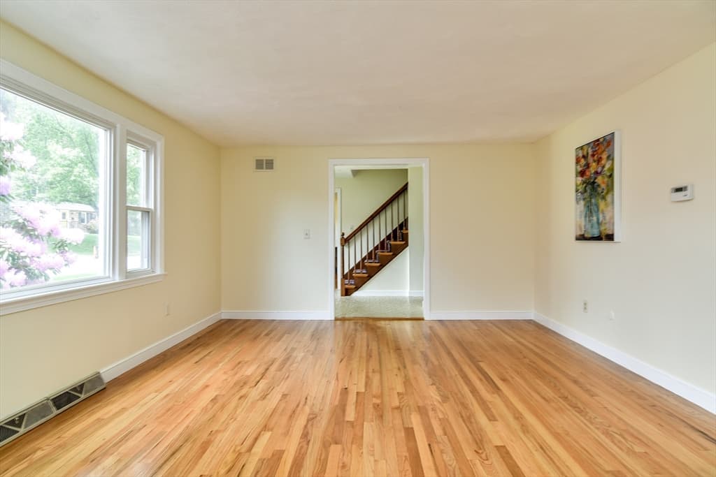 Casa em Framingham — foto 6