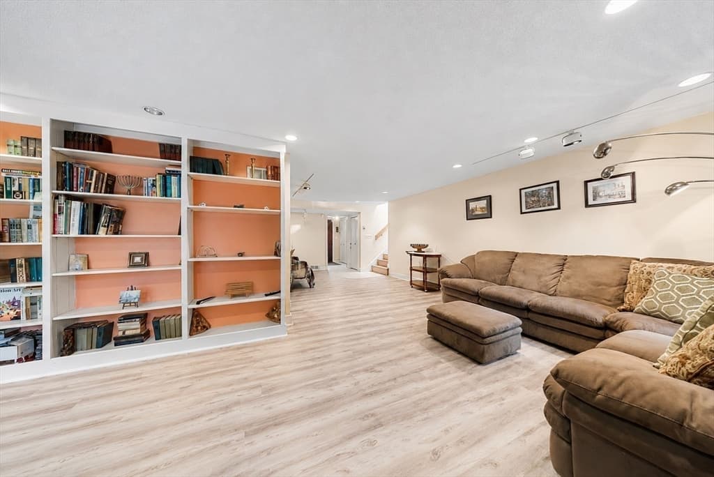 Casa em Framingham — foto 6