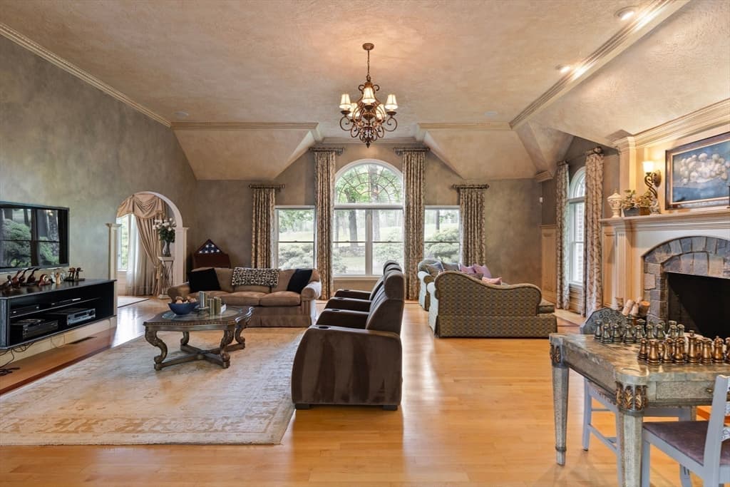 Casa em Hopkinton — foto 9