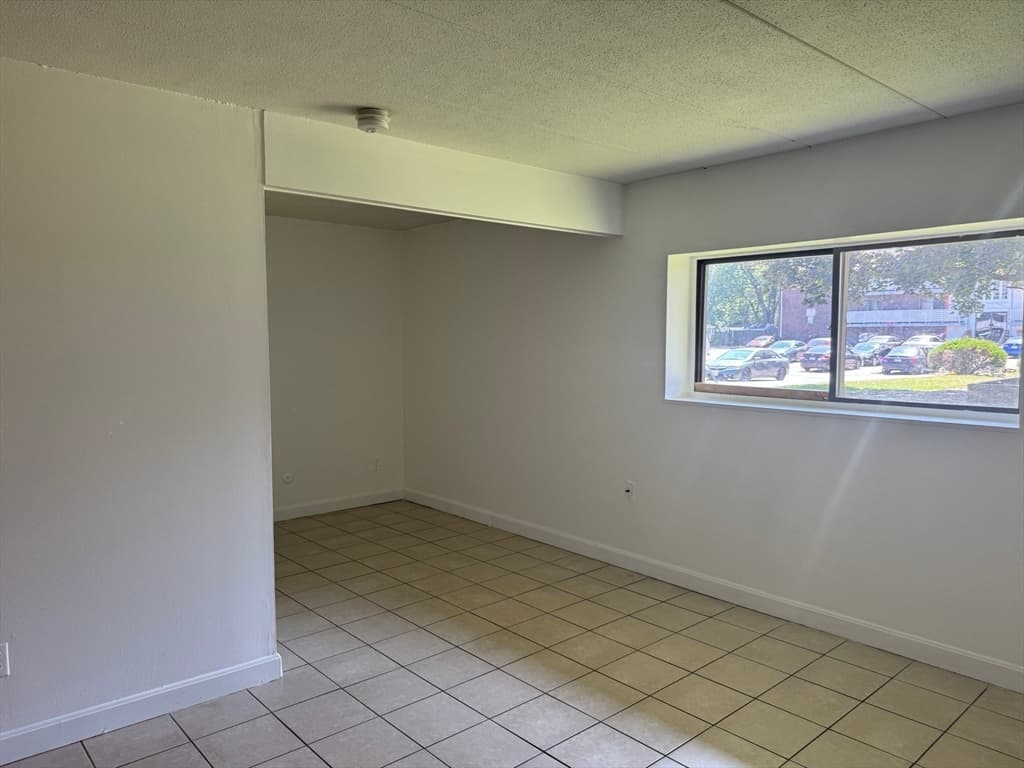 Condomínio em Framingham — foto 6