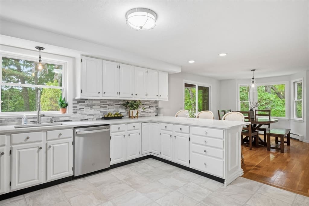 Casa em Hopkinton — foto 9