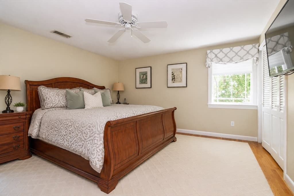 Casa em Natick — foto 8