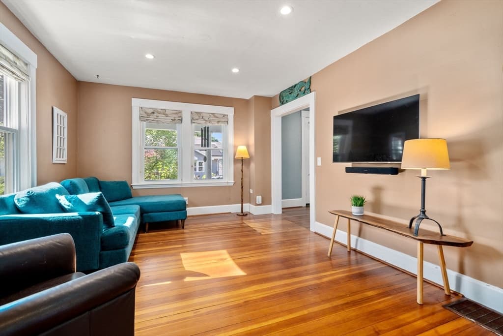 Casa em Natick — foto 6